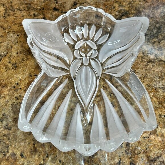 Gorham Crystal Holiday Traditions Angel Of Peace 8 1/2" Candy Dish NWT Box‎ - Picture 3 of 8
